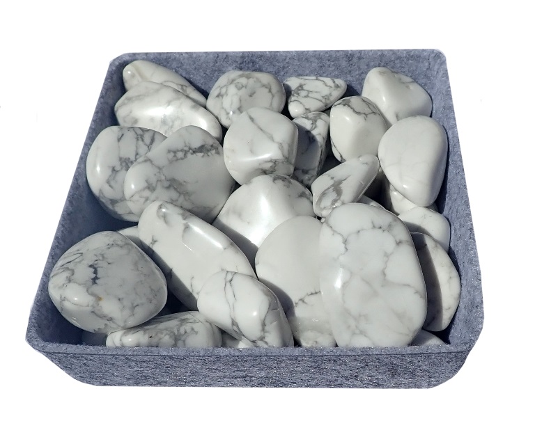 kameny-mineraly-polodrahokamy-magnezit