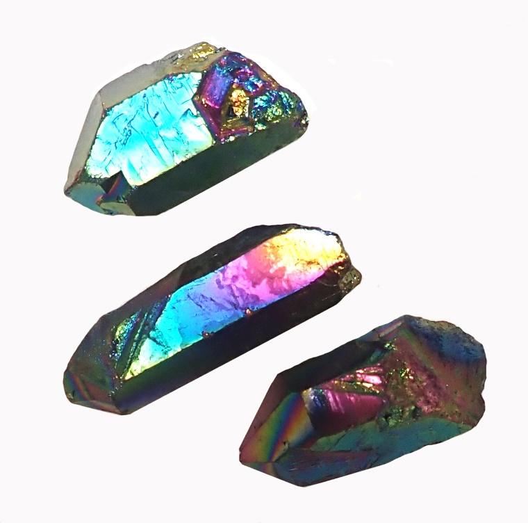dekorace-z-mineralu-do-domacnosti-kristal-aqua-aura-silny-kamen
